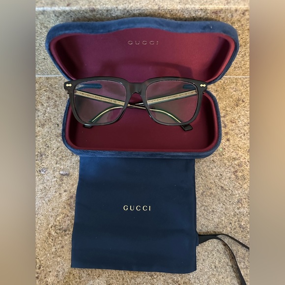 LIKE NEW Gucci eyeglass frames - Picture 1 of 6